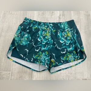 Avia Women's Running Shorts dark green floral print biker short liner L (12-14).